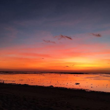 Berawa Beach Surfstay Canggu  Luaran gambar